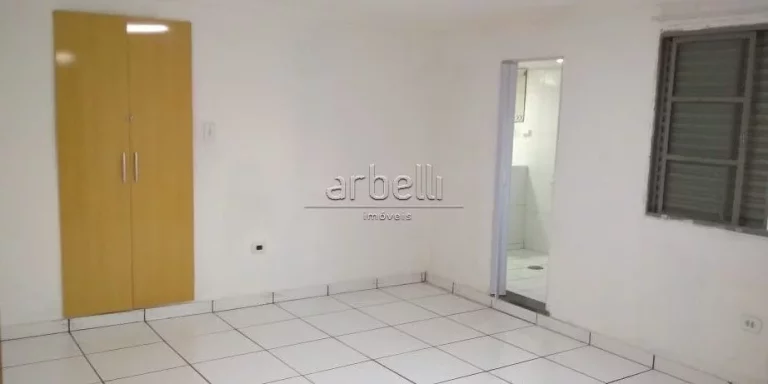 Imagem Sobrado com 130 metros quadrados, 3 dormitórios sendo 1 suíte, ampla sala, 2 banheiros, copa cozin...