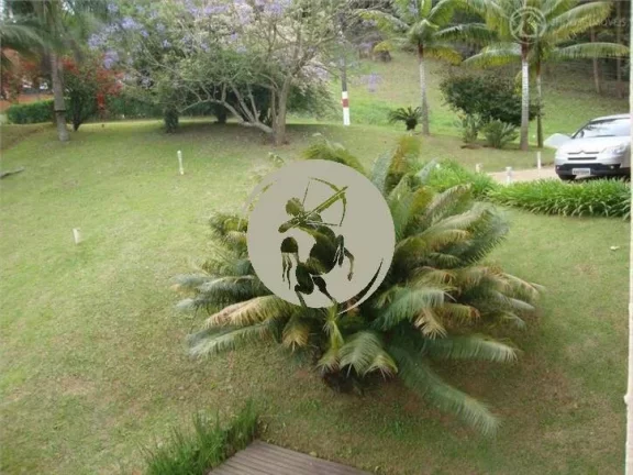 Imagem Casa a venda em condomínio fechado em Barueri