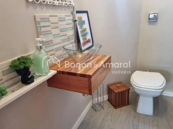Imagem Apartamento à venda no Cambuí

Excelente apartamento, amplo, arejado e com ótima localização!

...