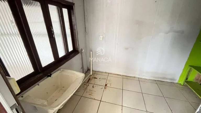 Imagem Casa ampla no Centro de Barra Velha — conforto e praticidade em um só lugar!