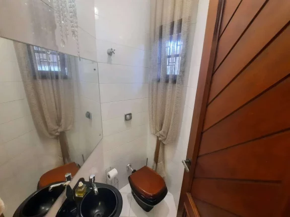 Imagem Casa à Venda, 235 m2, 4 Dormitórios(1S), Santa Mônica, Florianópolis/SC