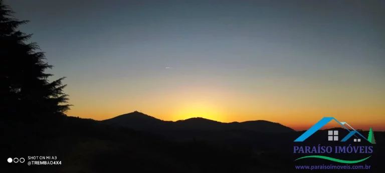Imagem Seu Refúgio na Serra da Mantiqueira: Vista Panorâmica e Sustentabilidade!