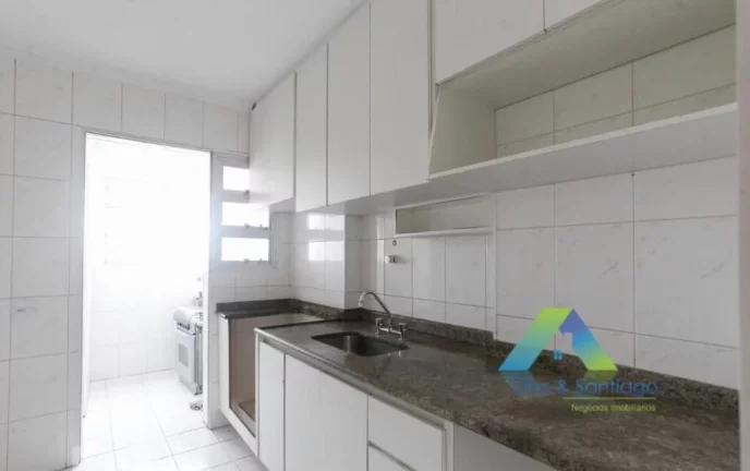 Imagem Lindo apartamento todo reformado, ótima localização com lazer completo.