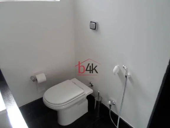 Imagem Casa com 5 dormitórios à venda, 240 m² e 2 vagas de garagem - Brooklin