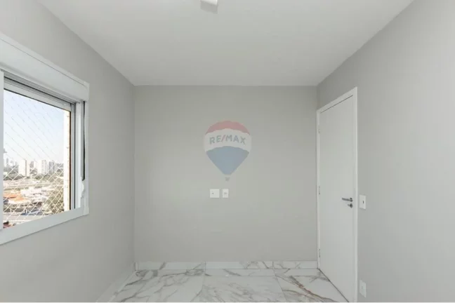 Imagem Apto com living ampliado, 2 dorms e vaga coberta