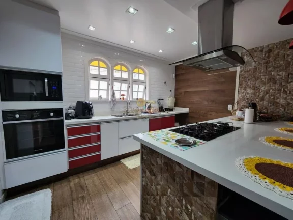 Imagem Casa para Venda em Teresópolis / RJ no bairro Tijuca