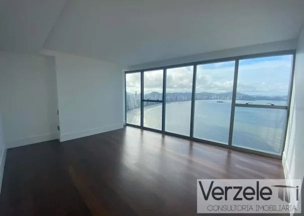 Imagem Frente ao Mar para Venda em Balneário Camboriú / SC no bairro Centro