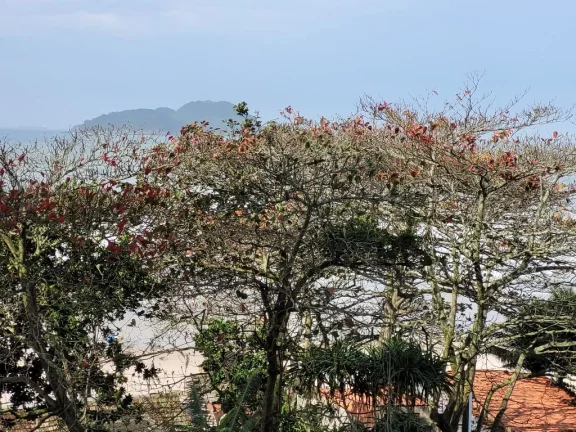 Imagem TOMBO – FRENTE AO MAR, EXCELENTE APARTAMETO COM LINDA VISTA, MARAVILHOSA ÁREA DE LAZER, GARAGEM NO PRÉDIO.