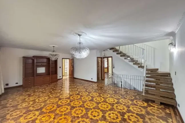 Imagem Sobrado 4 dormitórios com 6 vagas - Jardim Vila Formosa