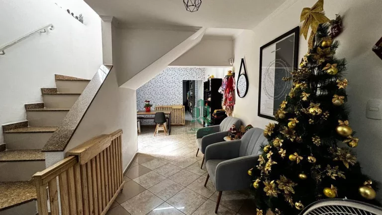 Imagem Sobrado à venda, 125 m² por R$ 650.000,00 - Vila Galvão - Guarulhos/SP