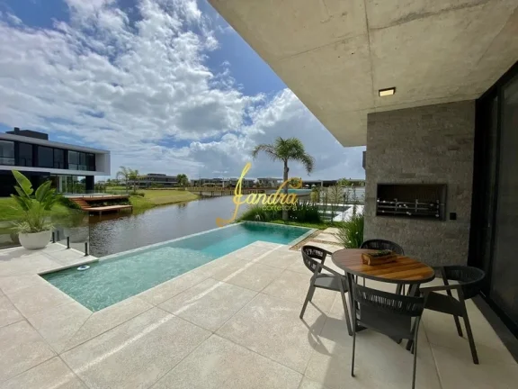 Imagem Sobrado mobiliado e decorado, beira Lago no Sense