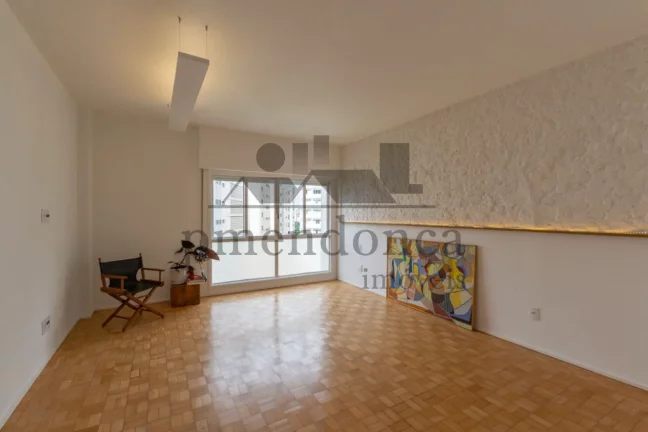 Imagem Apartamento com 181m² na Rua Itambé, 3 suítes e 2 vagas.