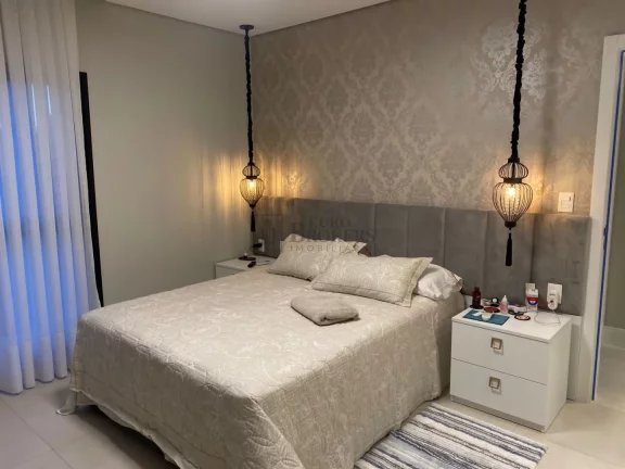 Imagem Apartamento Diferenciado com 4 dormitórios à venda no Centro de Balneário Cambor