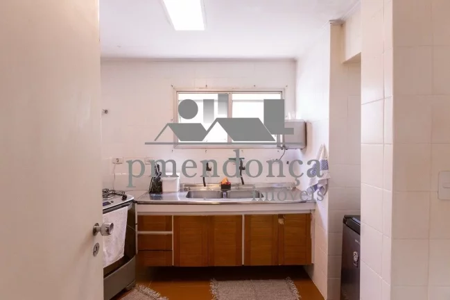 Imagem Apartamento a venda Rua Joaquim Antunes com 2 quartos e 1 vaga, 70m²