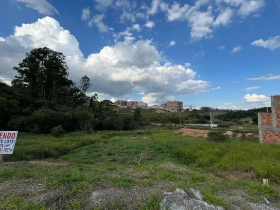 Imagem Lote à Venda no Imperial – Localização Privilegiada para Morar ou Investir!