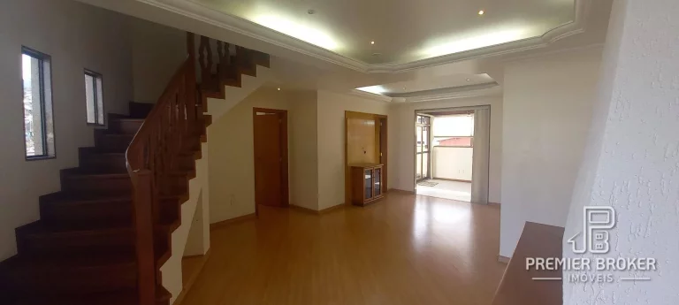 Cobertura à venda, 310 m² por R$ 1.600.000,00 - Várzea - Teresópolis/RJ