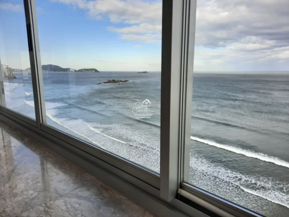 Imagem Imperdível cobertura de luxo à venda em Guarujá-SP, bairro Pitangueiras, 4 quartos, 2 suites, 2 salas, 3 banheiros, 1 vaga, 190m².