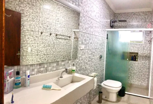 Imagem Sobrado Jd. Avelino - 200 m² - 4 Dormitórios - 2 Banheiros - Espaço Gourmet - 2 Vagas.