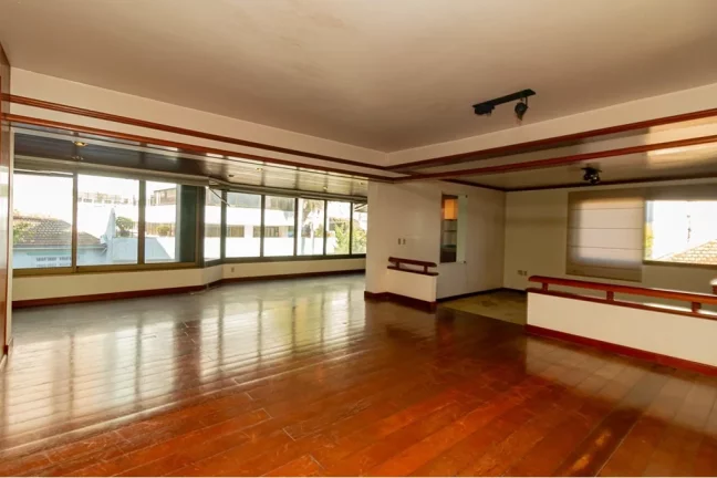 Imagem Apartamento à venda em Porto Alegre, Rio Branco, com 3 quartos, 329,89m2