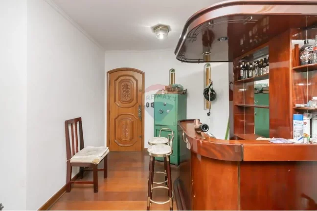 Imagem Raridade no coração da Cidade São Francisco – Sobrado espaçoso com 4 dormitórios (2 suítes)