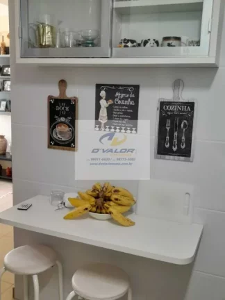 Imagem Vendo Apartamento com 54m², 2 quartos s/ 1 suíte, sala p/ 2 ambientes e 1 vaga