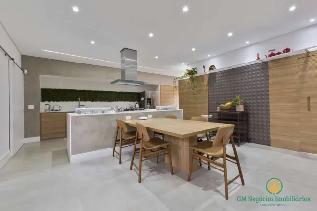 Imagem Casa Maravilhosa e impecável - 5 suites + chalé hóspedes! Em Condominio
