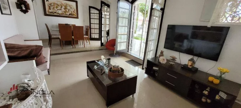 Imagem Casa com 7 dormitórios à venda, 400 m² por R$ 3.880.000,00 - Balneário Flórida - Praia Grande/SP