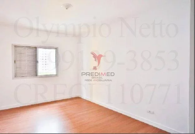 Imagem Excelente Apartamento na Praça da Árvore