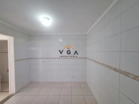 Imagem Sobrado para Venda em São Paulo, Itaquera, 2 dormitórios, 1 banheiro, 1 vaga