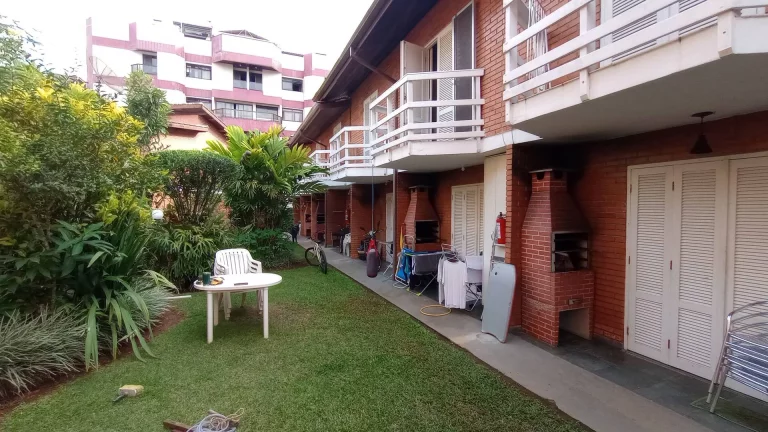 Imagem Apartamento á 300m da Praia Grande