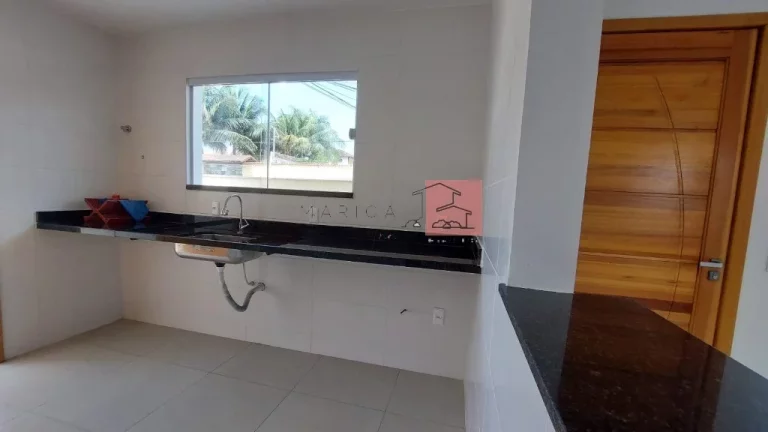 Imagem Casa Triplex à venda no Barroco, Itaipuaçu.