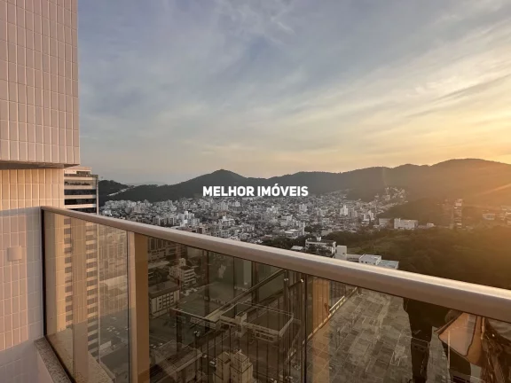 Imagem Cobertura Duplex nova á venda com 5 suítes e 6 vagas de garagem localizada em Balneário Camboriú