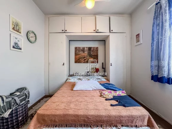 Imagem Apartamento à venda, 56 m² por R$ 300.000,00 - Várzea - Teresópolis/RJ