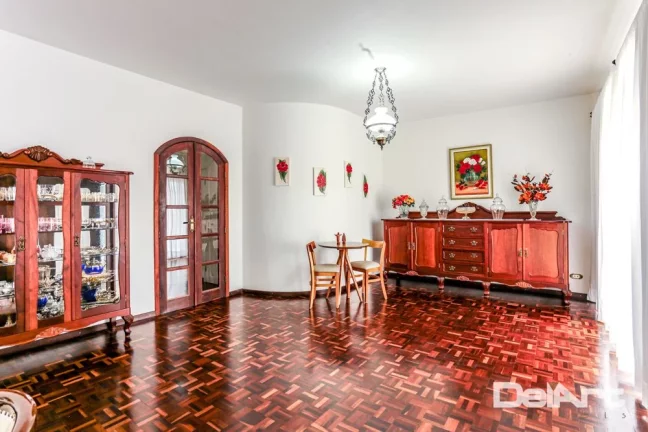 Imagem CASA DE 02 PAVIMENTOS - ÁREA DE 257,70m2 - CENTRO - RIO NEGRO/PR