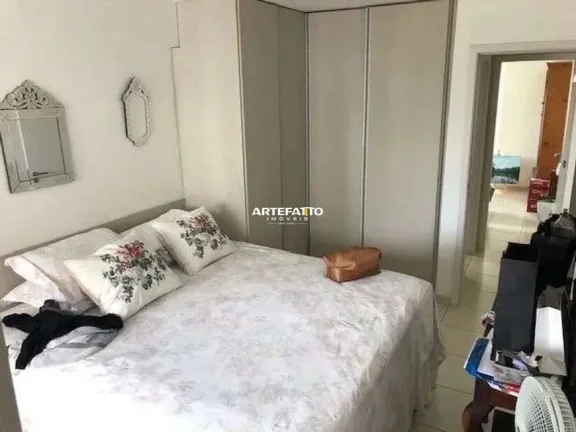 Imagem Apartamento com 4 Quartos e 2 banheiros à Venda, 155 m2 por R$ 1.240.000
