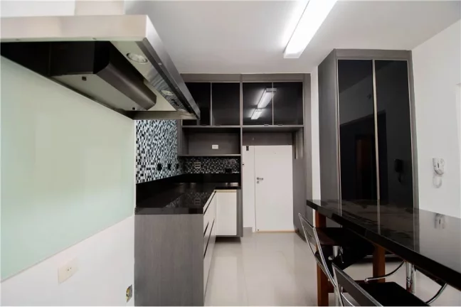 APARTAMENTO RESIDENCIAL em São Paulo - SP, Jardim América