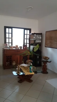 Imagem Atibaia, Nova Cardenia: Casa 2 Suítes, 3 Ambientes, Bairro Tranquilo