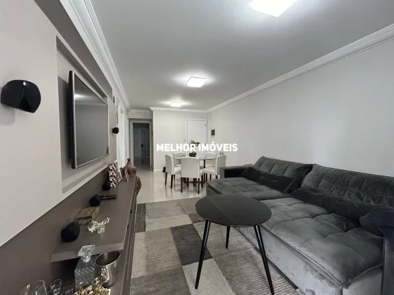 Imagem Apartamento à venda com 3 dormitórios e 2 vagas privativas no Centro de Balneário Camboriú