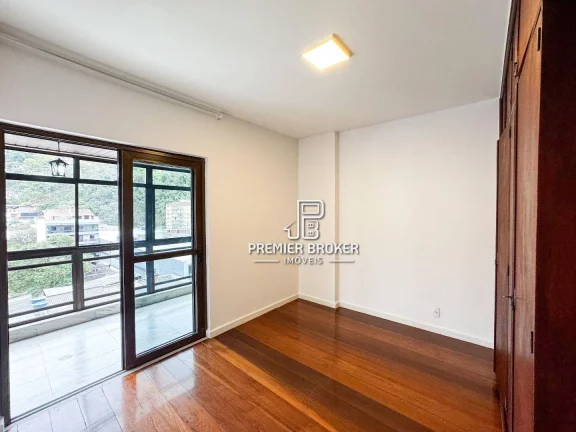 Imagem Apartamento com 3 dormitórios à venda, 119 m² por R$ 700.000,00 - Várzea - Teresópolis/RJ