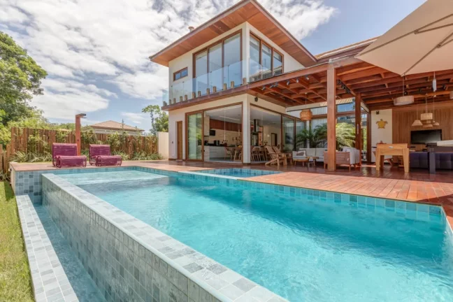 Imagem Casa em Condomínio para Venda em Mata de São João, Praia Do Forte - Mata De São João, 5 dormitórios, 5 suítes, 7 banheiros, 4 vagas