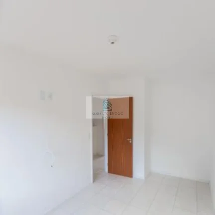 Imagem Casa em Condomínio à Venda em Vargem Pequena, Rio de Janeiro-RJ: 3 Quartos, 1 Suíte, 1 Sala, 2 Vagas de Garagem, 77m²