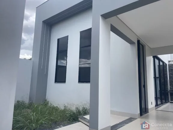 Imagem Casa de Alto Padrão à Venda em Patos de Minas – 3 Quartos, 2 Suítes, Vista para Reserva e Automação Completa