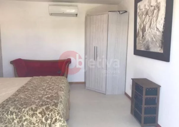 Imagem VENDA CASA EM CONDOMÍNIO COM 4 SUÍTES EM BÚZIOS