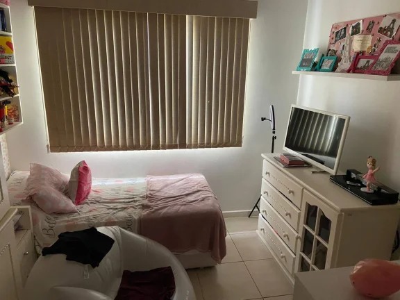 Imagem CASINHA DE BONECA NO JARDIM DE MONET,RECREIO DOS BANDEIRANTES TRIPLEX