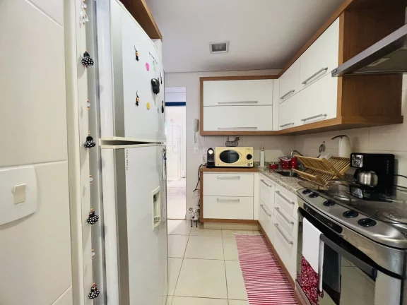 Imagem Encantador Apartamento Decorado com Vista para Clube Compartilhado no Mod.2