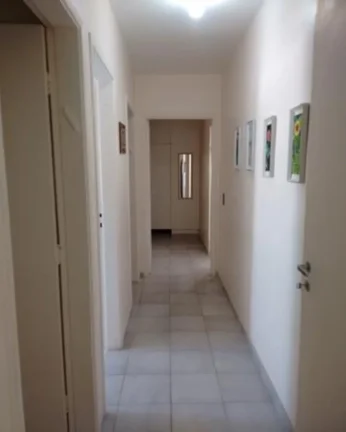Imagem Apartamento à venda no Guarujá na Praia das Pitangueiras.