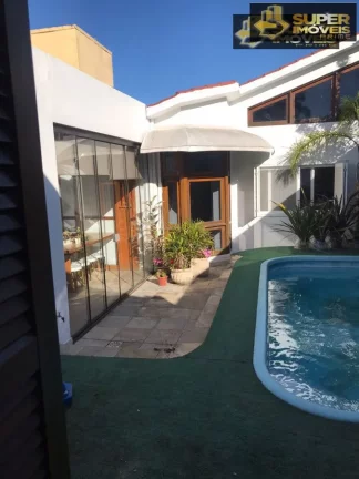 Imagem Casa Alto Padrão para Venda em Três Vendas Pelotas-RS - 2678