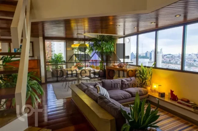 Imagem Apartamento Duplex no Sumaré com 3 suítes, 3 vagas, 208 m²