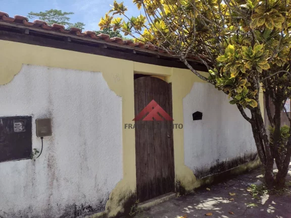 Imagem Casa com 2 dormitórios à venda, 60 m² por R$ 270.000,00 - Vista Alegre - São Gonçalo/RJ