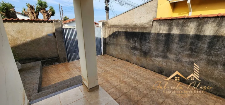 Imagem Casa Padrão de 3 dormitórios no Jardim do Lago